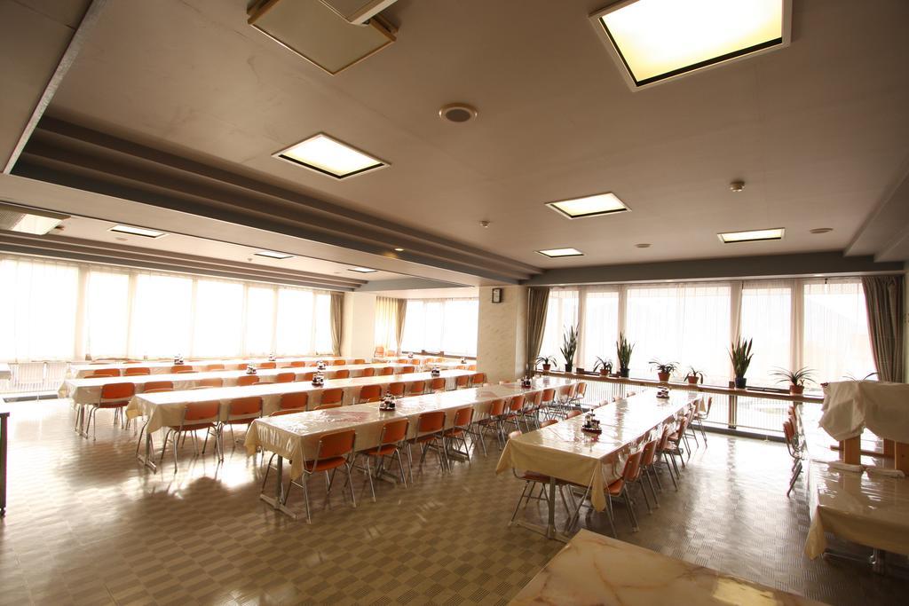 Hotel Chalet Ryuo Yamanouchi  Exteriör bild